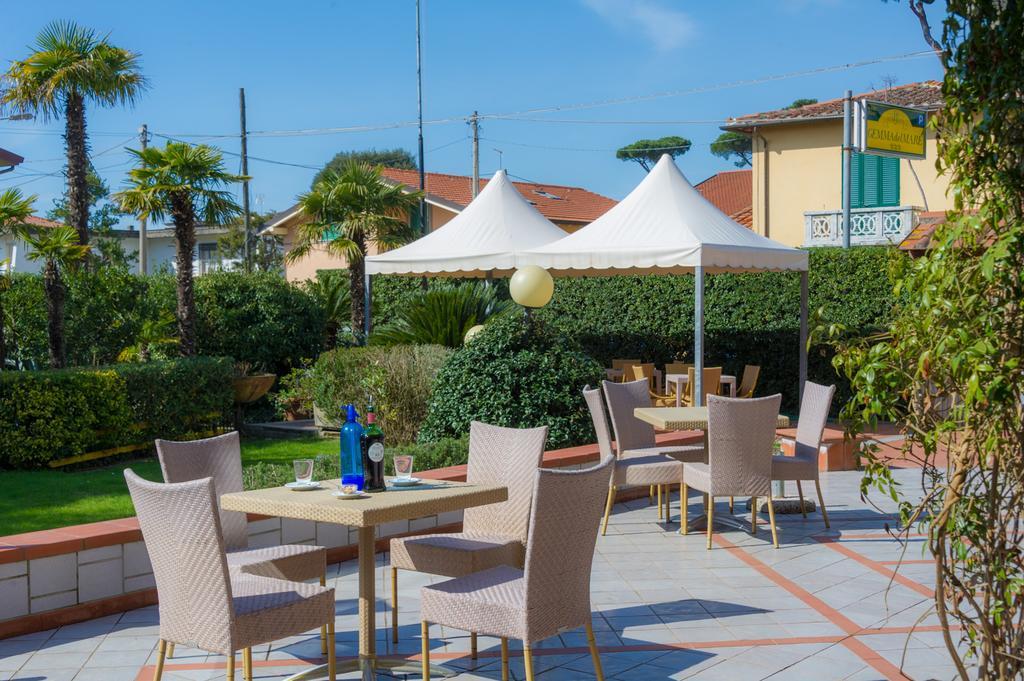 Hotel Gemma Del Mare Марина-ді-П'єтразанта Екстер'єр фото